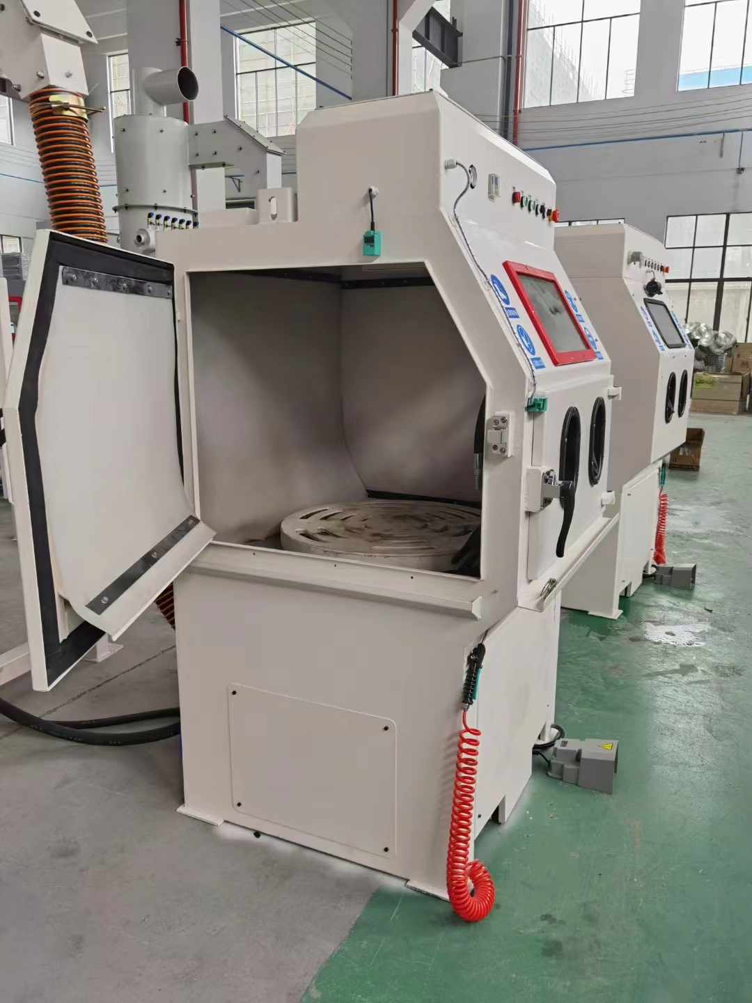 菏泽移动式抛丸机的工作原理?